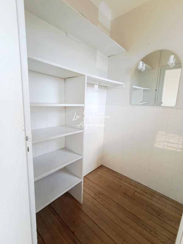 Maison - 217 m² - 7 pièces