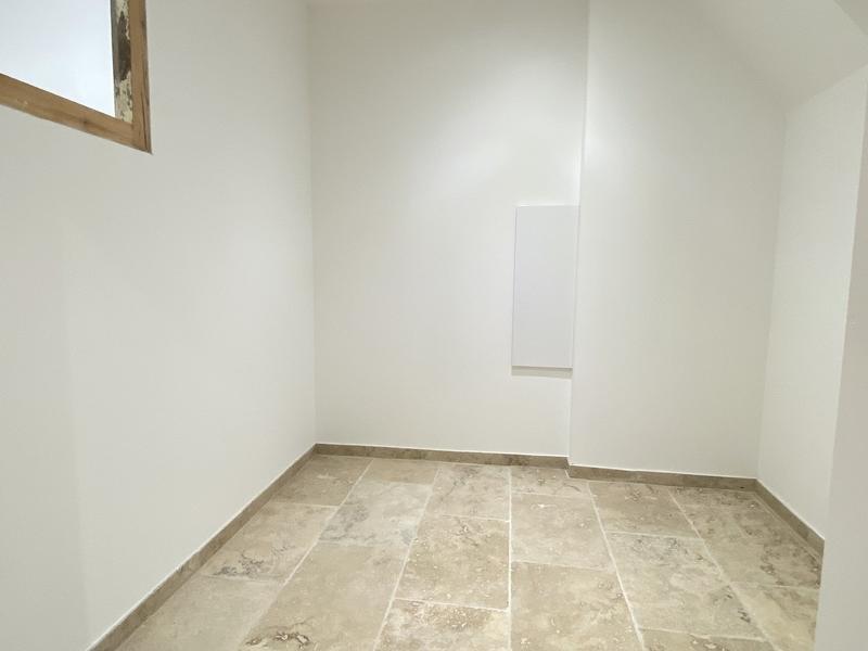 Maison - 216 m² - 8 pièces