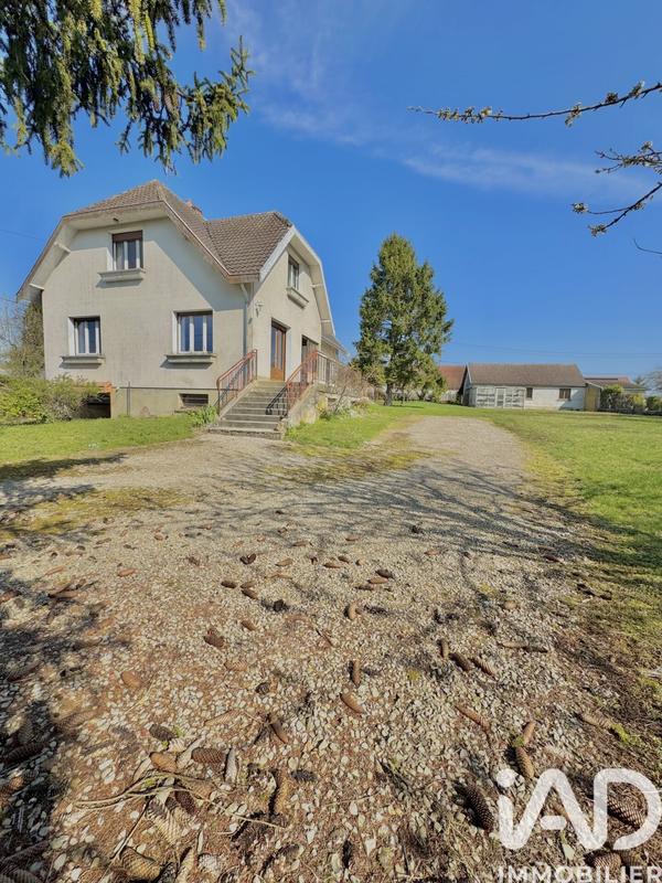 Maison - 185 m² - 7 pièces