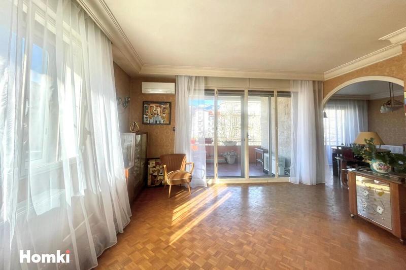 Appartement - 131 m² - 5 pièces