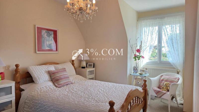 Maison - 136 m² - 6 pièces