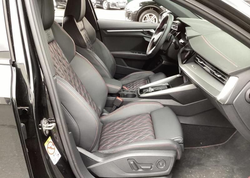 Audi A3 sportback 45 TFSIe s-Line 245 Hybride Rechargeable / Sieges Rs Cuir B&amp;O Siegses Elec Matrix Led Aff Tete Haute Camera de Recul