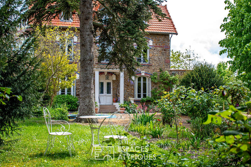 Maison - 205 m² - 8 pièces
