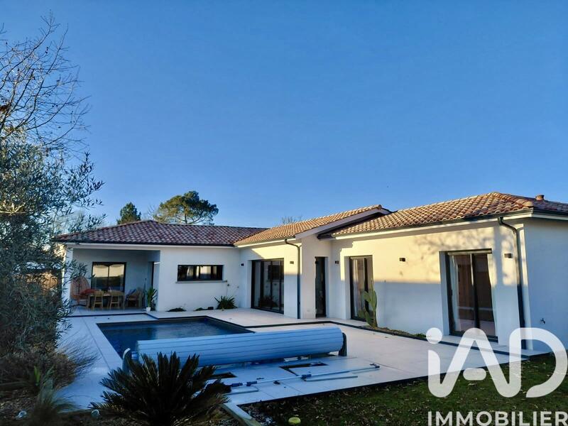 Maison de maîtres - 140 m² - 6 pièces