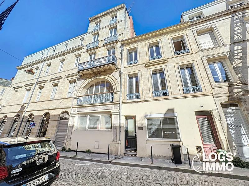 Appartement - 107 m² - 3 pièces