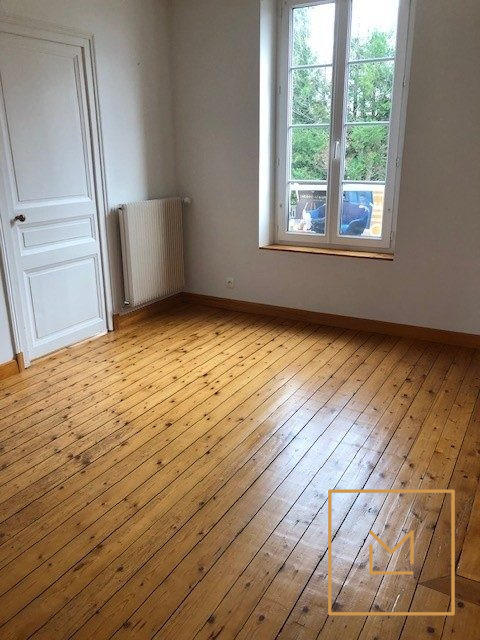 Maison - 92 m² - 5 pièces