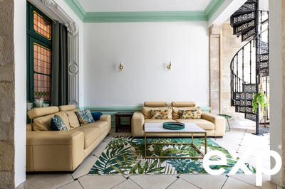 Maison contemporaine - 265 m² - 8 pièces