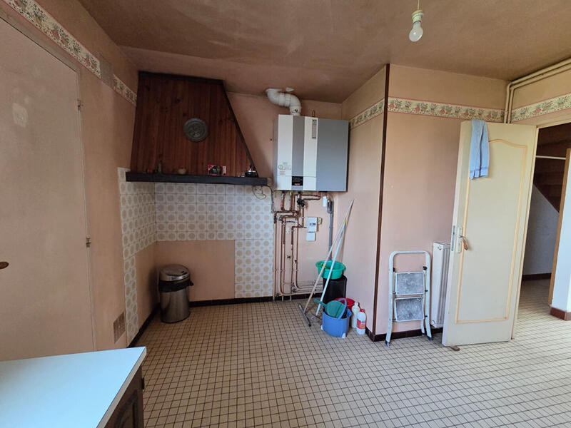 Maison - 90 m² - 4 pièces