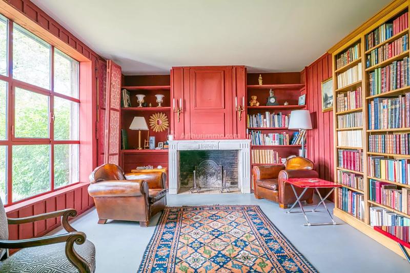 Maison - 214 m² - 10 pièces