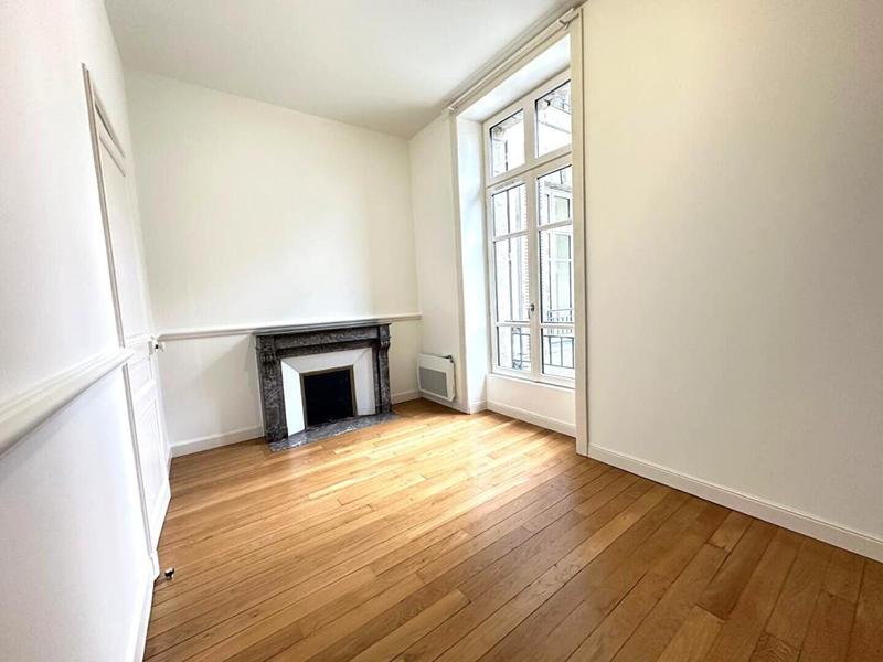 Appartement - 93 m² - 4 pièces