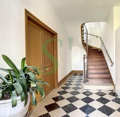 Maison de maîtres - 279 m² - 11 pièces