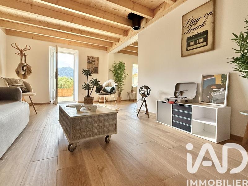 Maison - 150 m² - 5 pièces