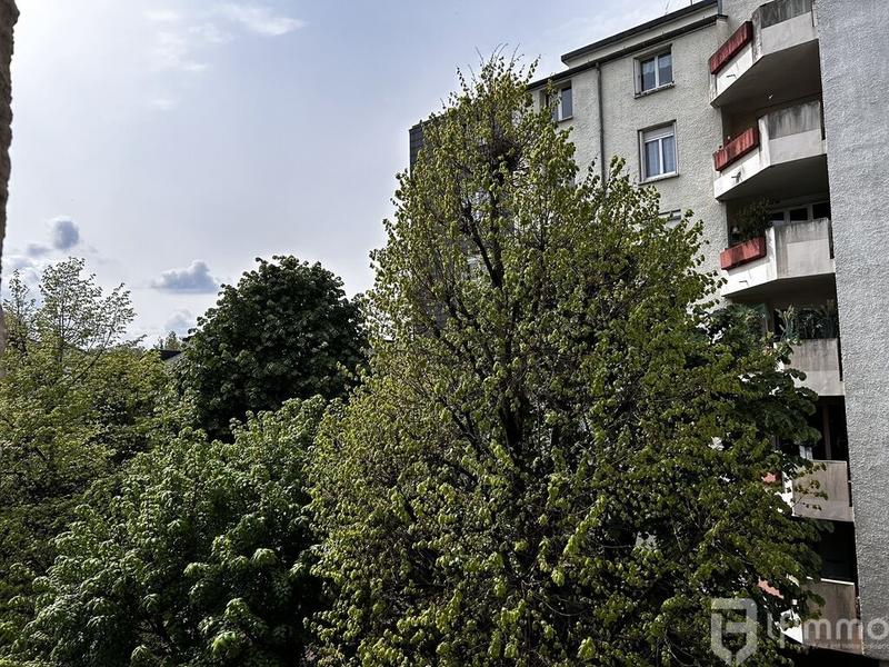 Appartement - 100 m² - 5 pièces