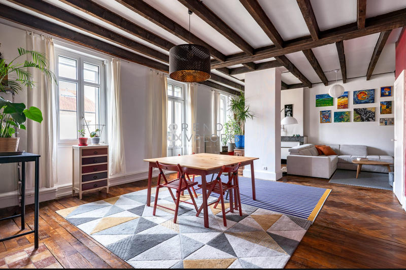 Appartement - 101 m² - 5 pièces