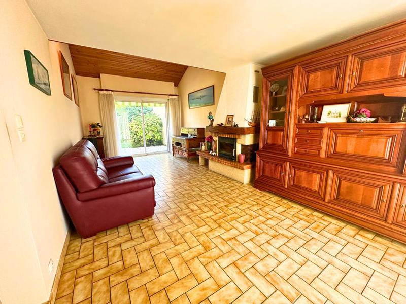 Maison - 93 m² - 5 pièces