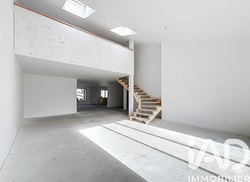 Maison - 186 m² - 5 pièces