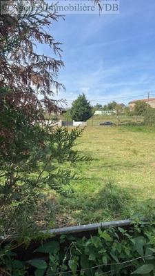 Terrain constructible - 1 388 m²