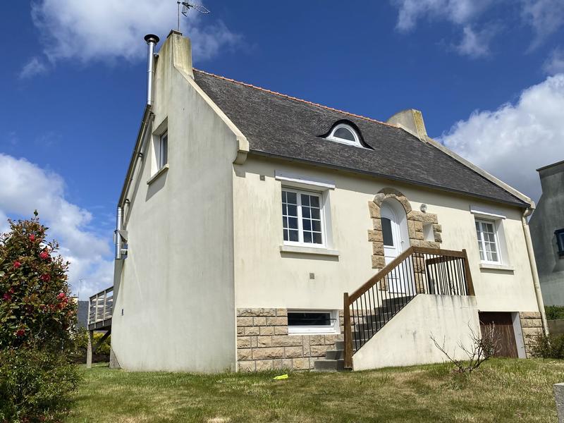 Maison traditionnelle - 104 m² - 5 pièces