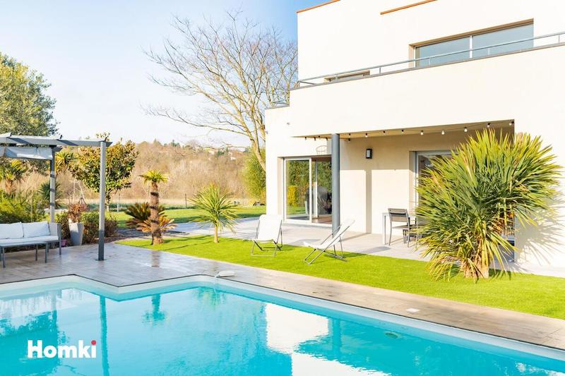 Maison - 160 m² - 5 pièces