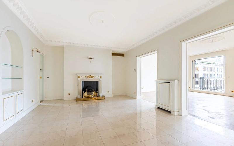 Appartement - 194 m² - 7 pièces