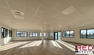 Bureau - 183 m² - 1 pièce