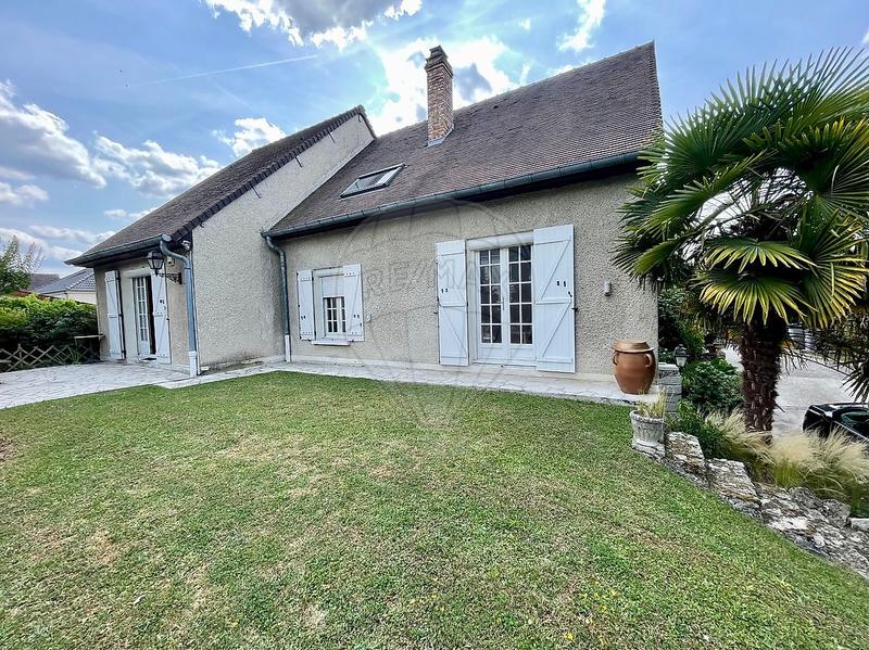 Maison - 138 m² - 7 pièces