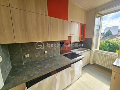 Duplex - 137 m² - 6 pièces