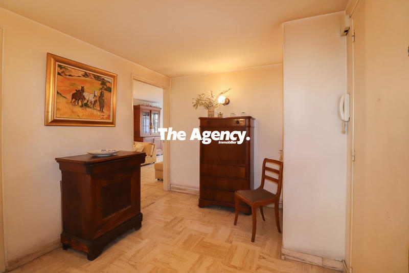 Appartement - 95 m² - 4 pièces