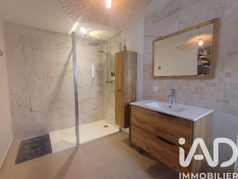 Maison - 137 m² - 5 pièces