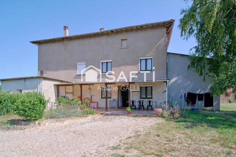 Maison - 242 m² - 9 pièces