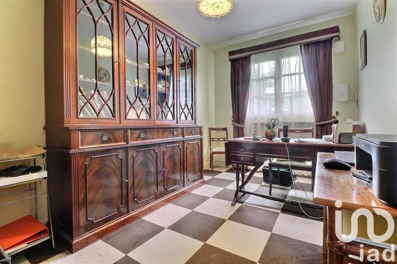 Maison - 170 m² - 9 pièces