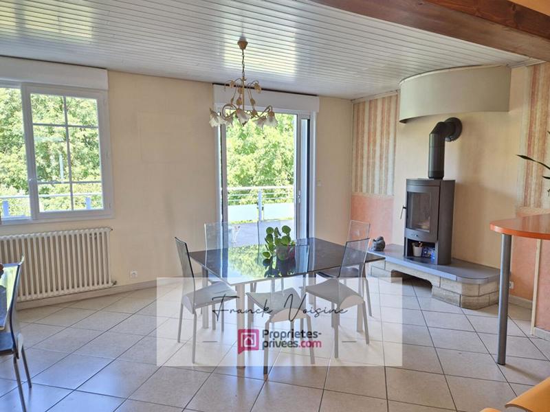 Maison - 128 m² - 8 pièces