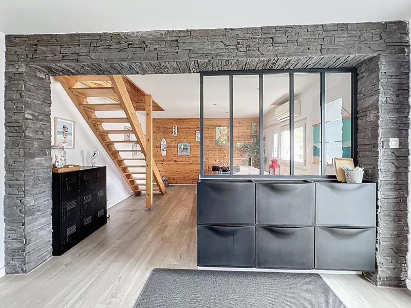 Maison - 90 m² - 5 pièces