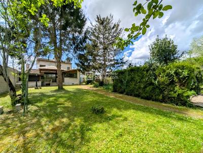 Maison - 140 m² - 4 pièces