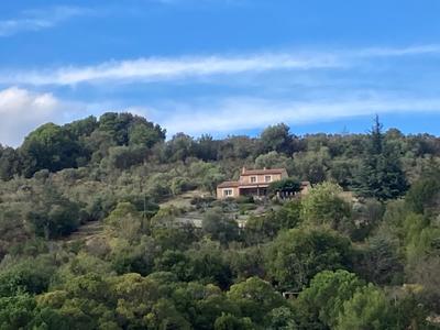 Villa - 140 m² - 7 pièces