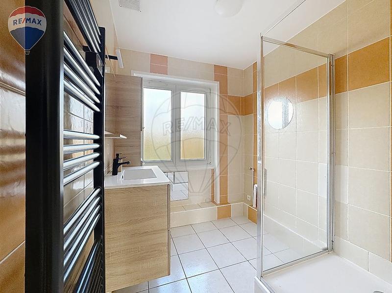 Appartement - 79 m² - 4 pièces