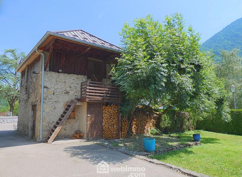 Maison - 88 m² - 4 pièces