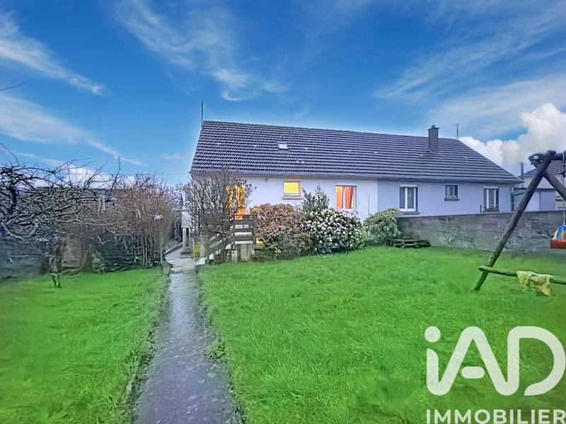 Maison - 98 m² - 5 pièces