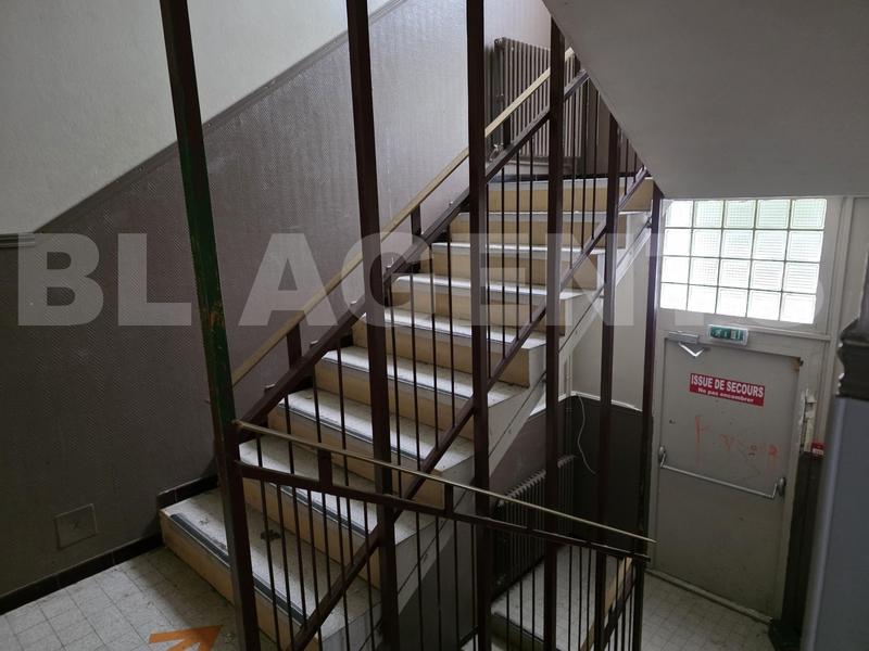 Immeuble - 1 300 m²