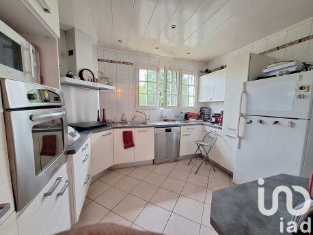 Appartement - 160 m² - 8 pièces