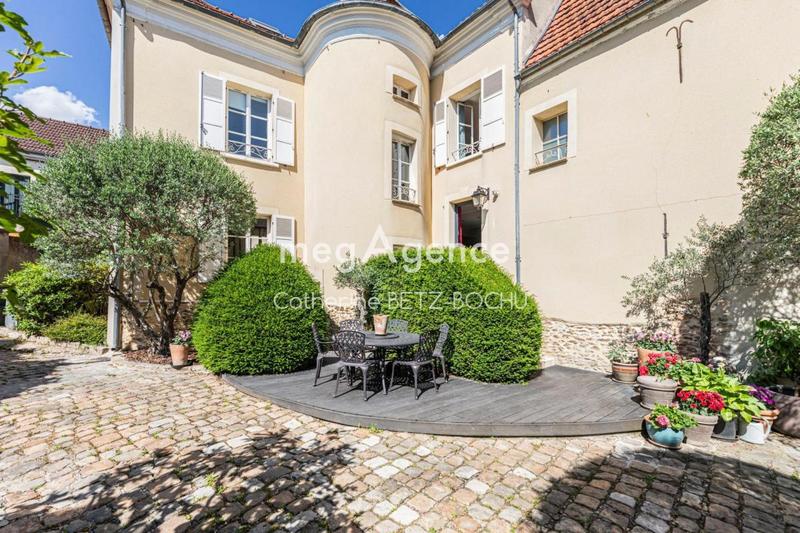 Maison ancienne - 156 m² - 7 pièces