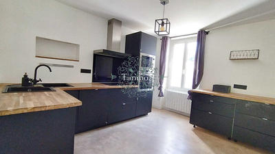 Maison de village - 130 m² - 5 pièces