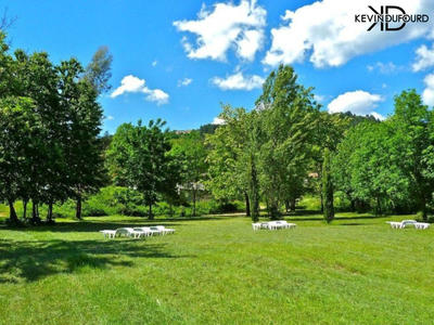 Appartement - 85 m² - 4 pièces