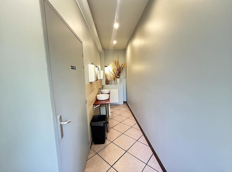 Fonds de commerce - 500 m²