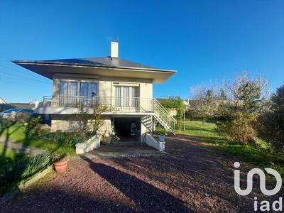 Maison - 94 m² - 6 pièces