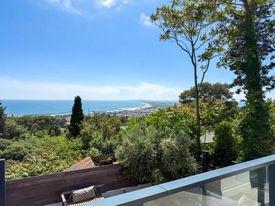 Maison - 160 m² - 4 pièces