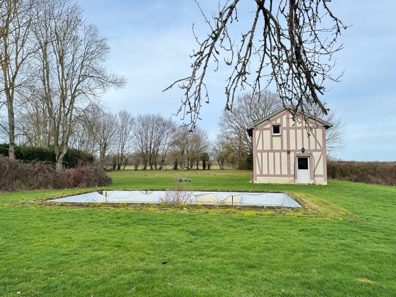 Maison - 210 m² - 8 pièces