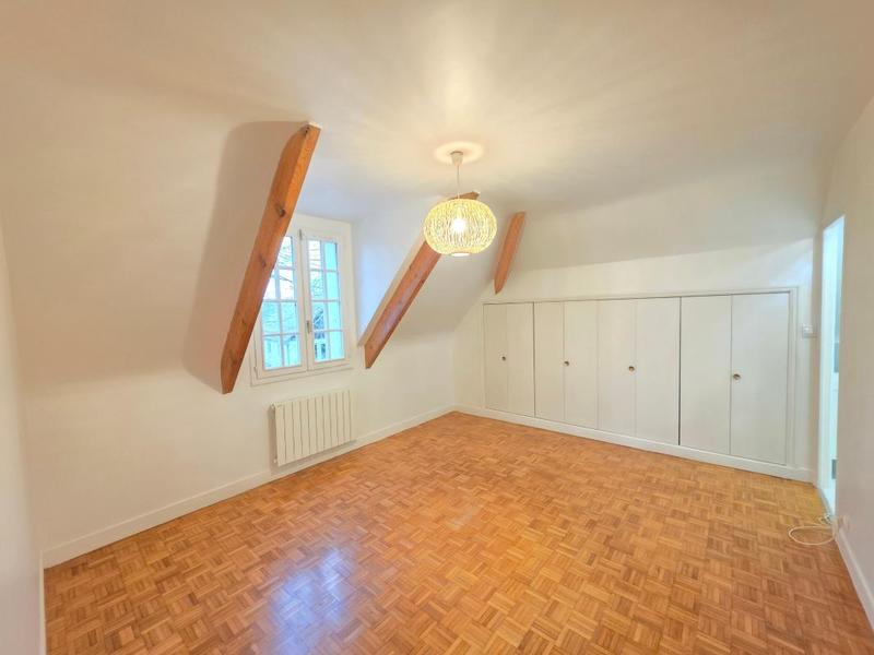 Villa - 150 m² - 4 pièces