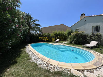 Villa - 230 m² - 7 pièces