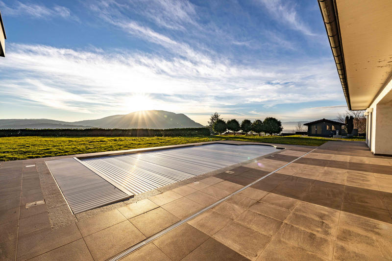 Maison - 680 m² - 19 pièces